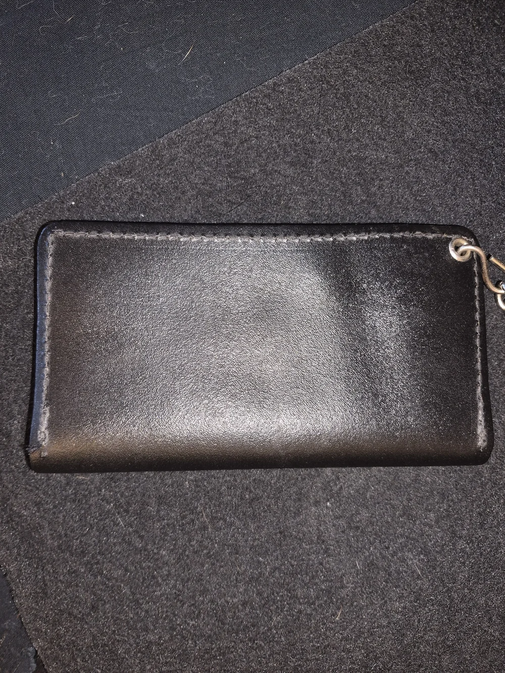 Harley-Davidson Black Leather Trifold Wallet with Chain - Red Accent